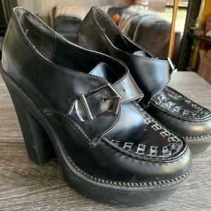 Creeper style platform chunky heels